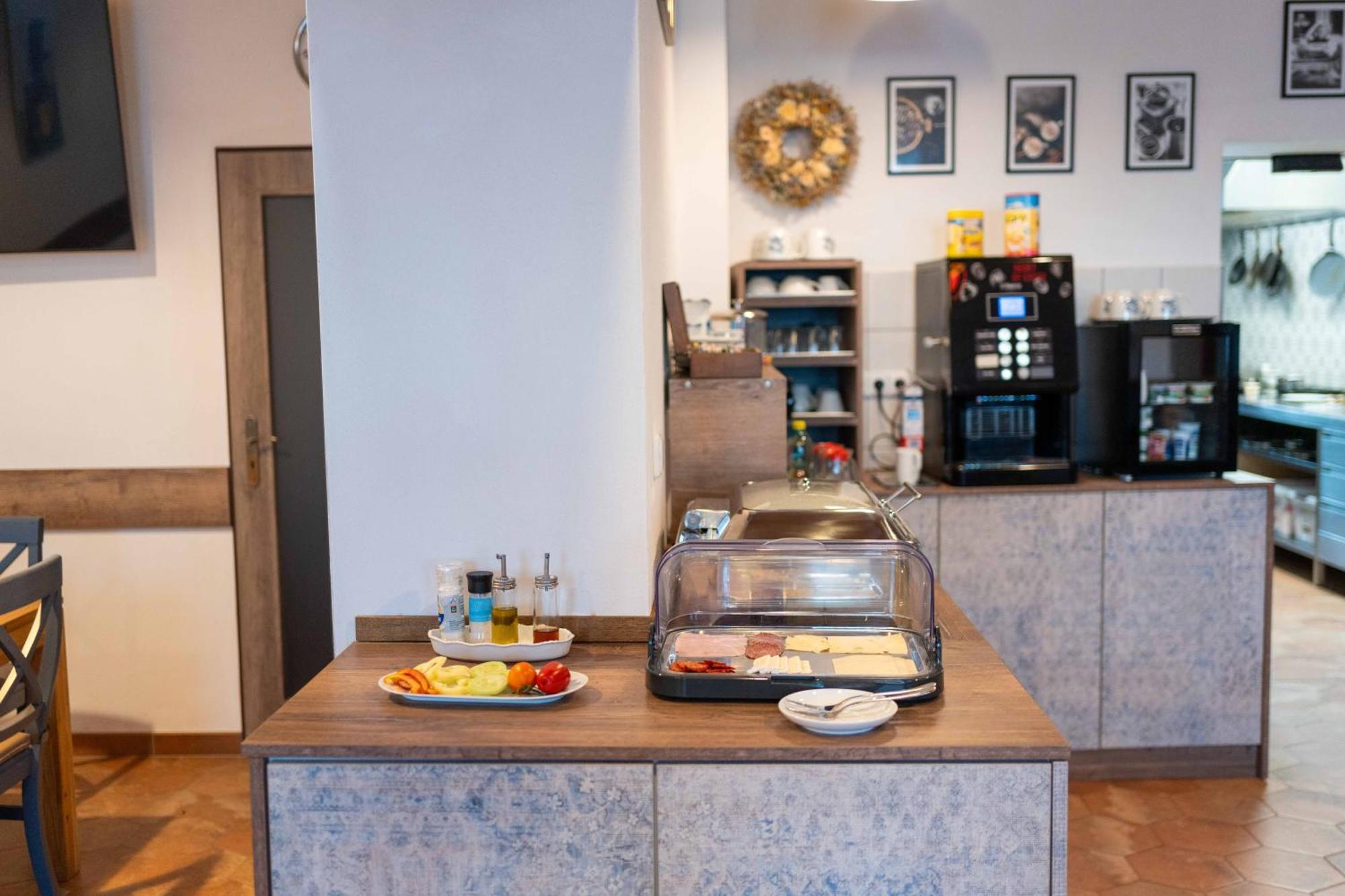 Hotel Volf Prestice Экстерьер фото
