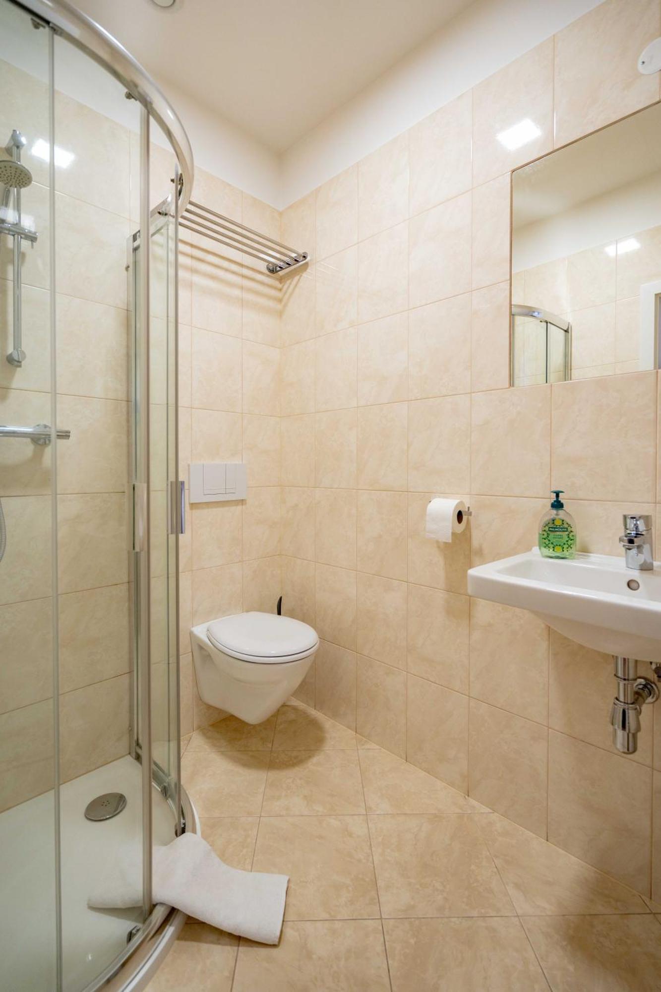 Hotel Volf Prestice Экстерьер фото